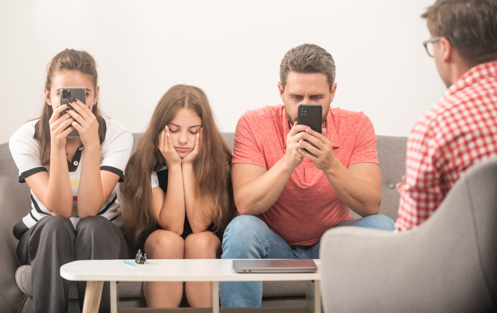 akilli-telefon-bagimliligi.jpg